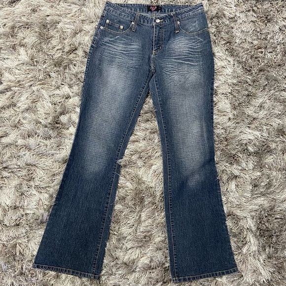 FWR Stretch Denim blue wash jeans, pocket yellow stitch detailing. Size 10. Used - Picture 1 of 14
